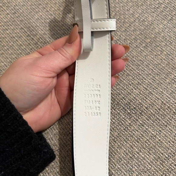 White Fashion Belt - Picture 2 of 6